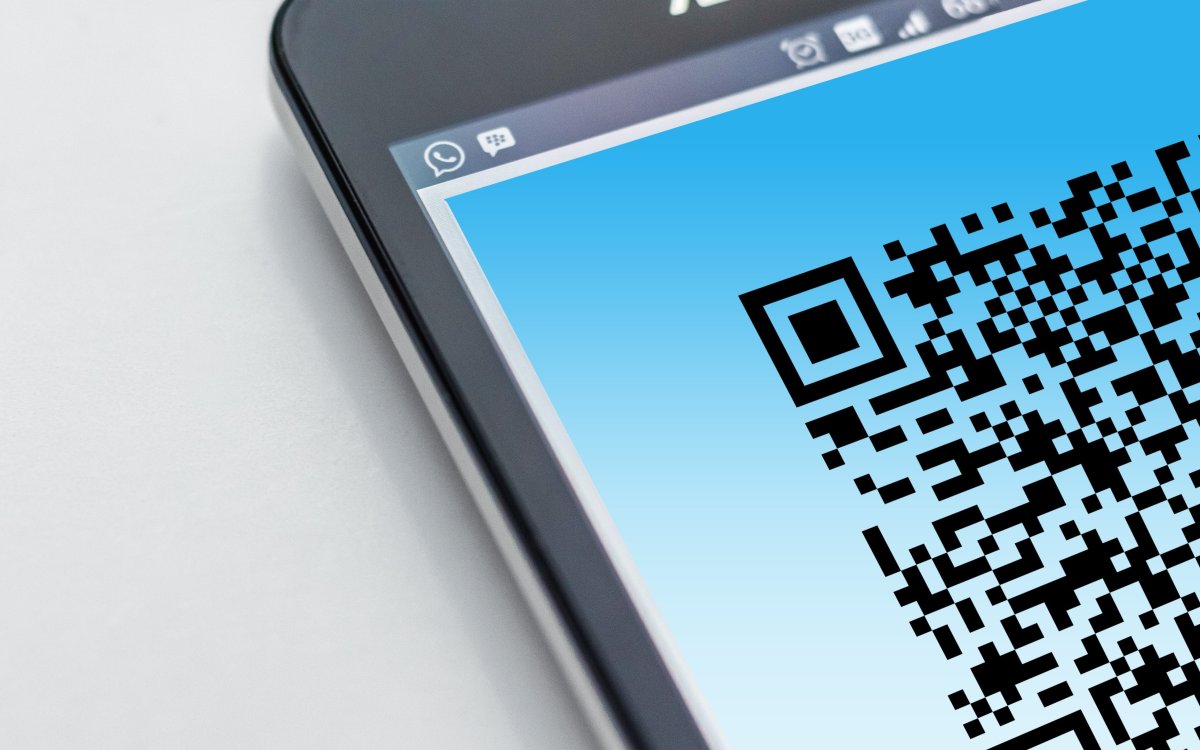 Нужен ли QR-код в визитке? | indi.cards